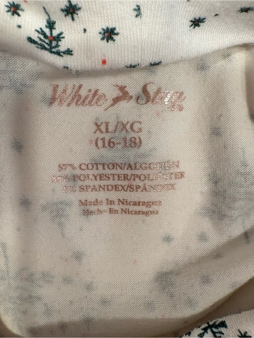 White Stag Women's XL (16-18) Mock Neck Turtleneck Top Winter Tree Snowflake. - Picture 3 of 6